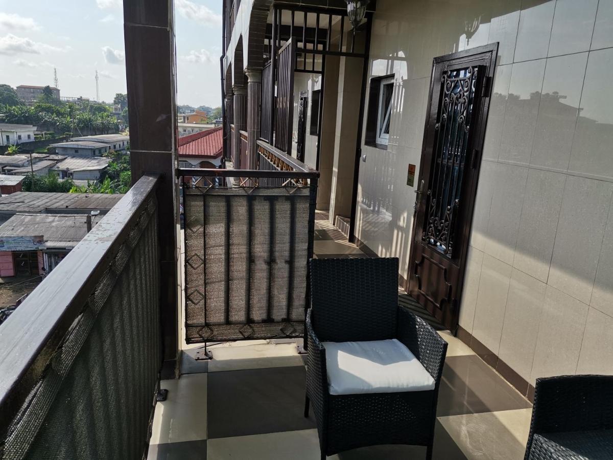 Residence Hoteliere Mb-202 C 杜阿拉 外观 照片