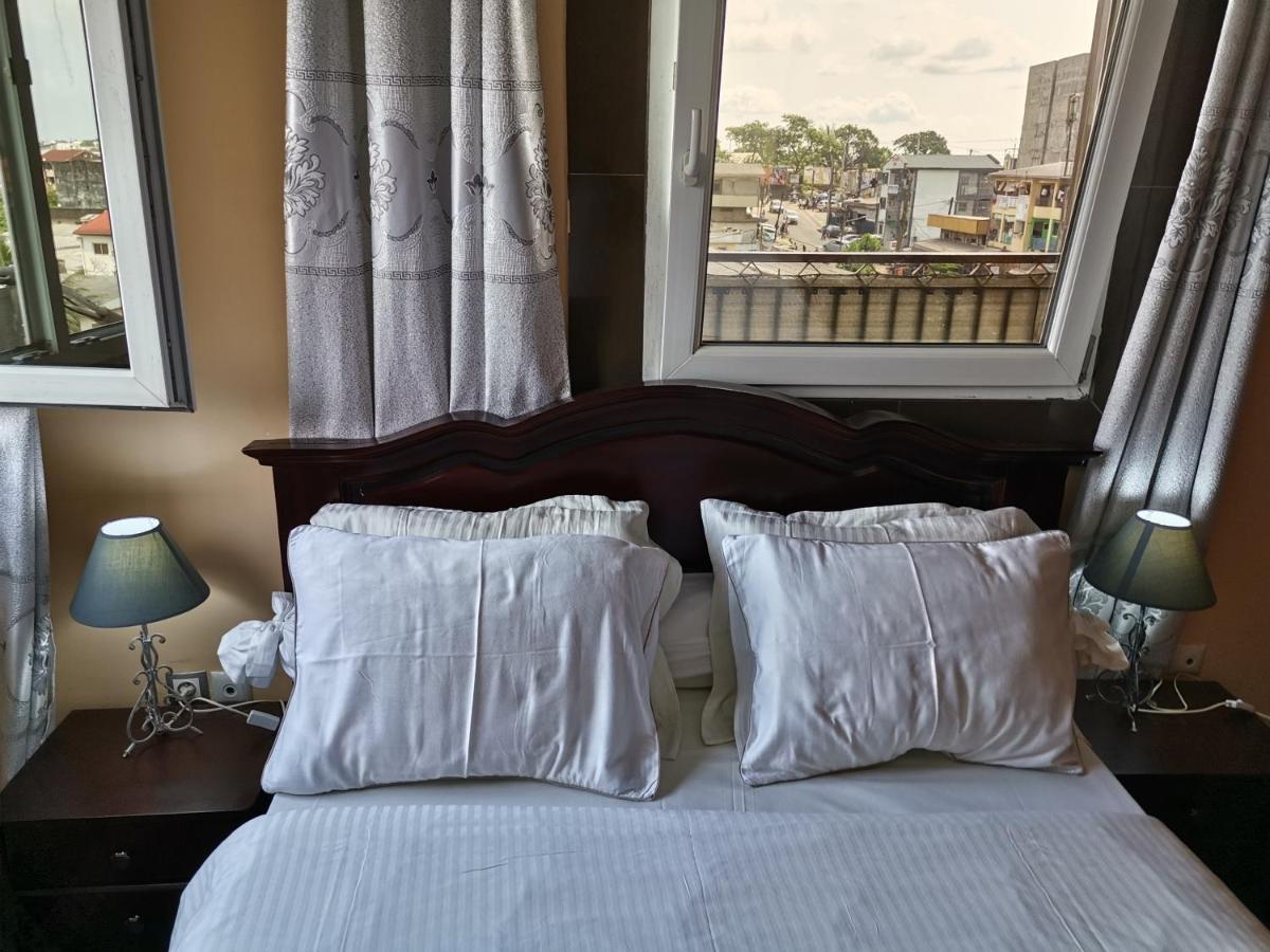 Residence Hoteliere Mb-202 C 杜阿拉 外观 照片