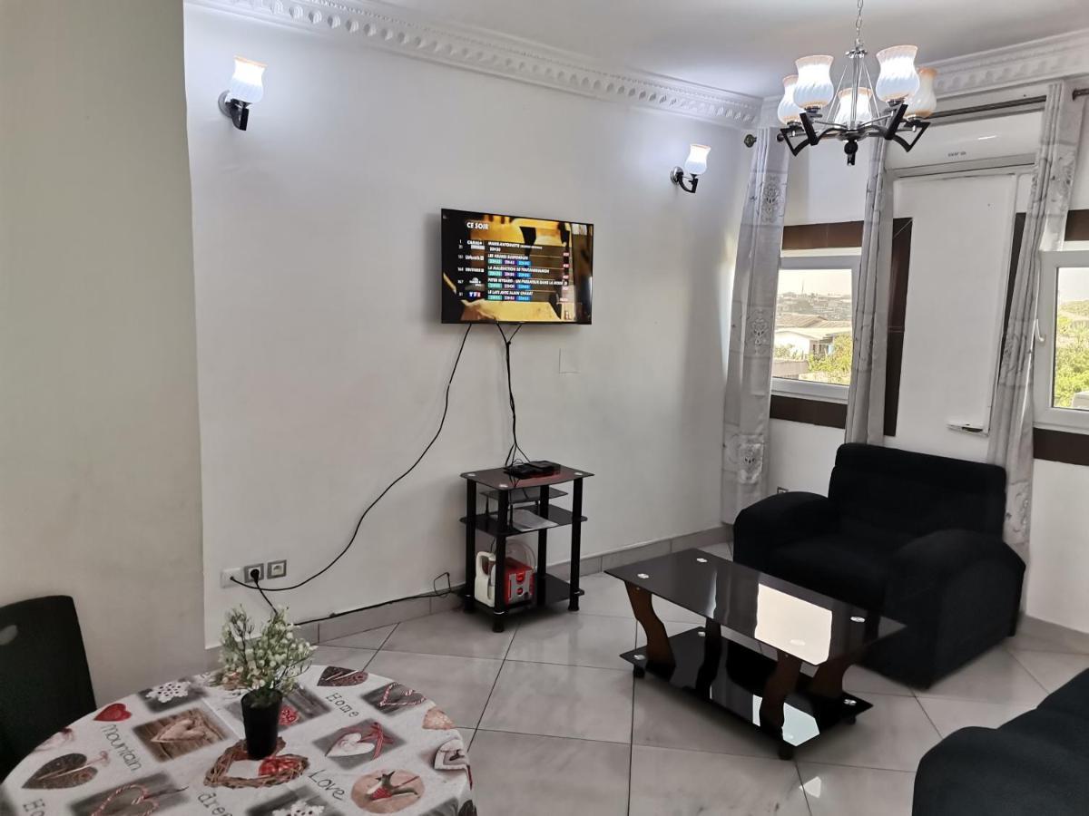 Residence Hoteliere Mb-202 C 杜阿拉 外观 照片