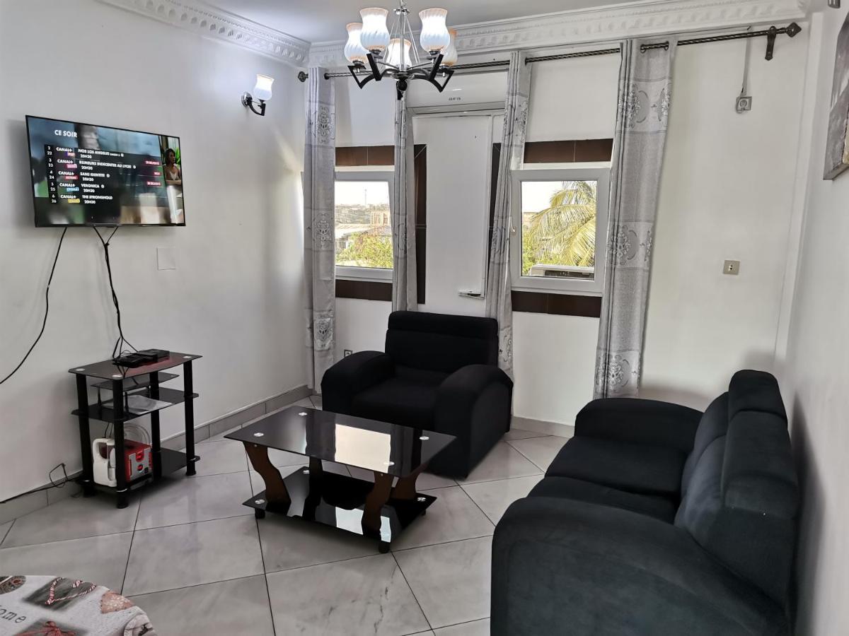 Residence Hoteliere Mb-202 C 杜阿拉 外观 照片