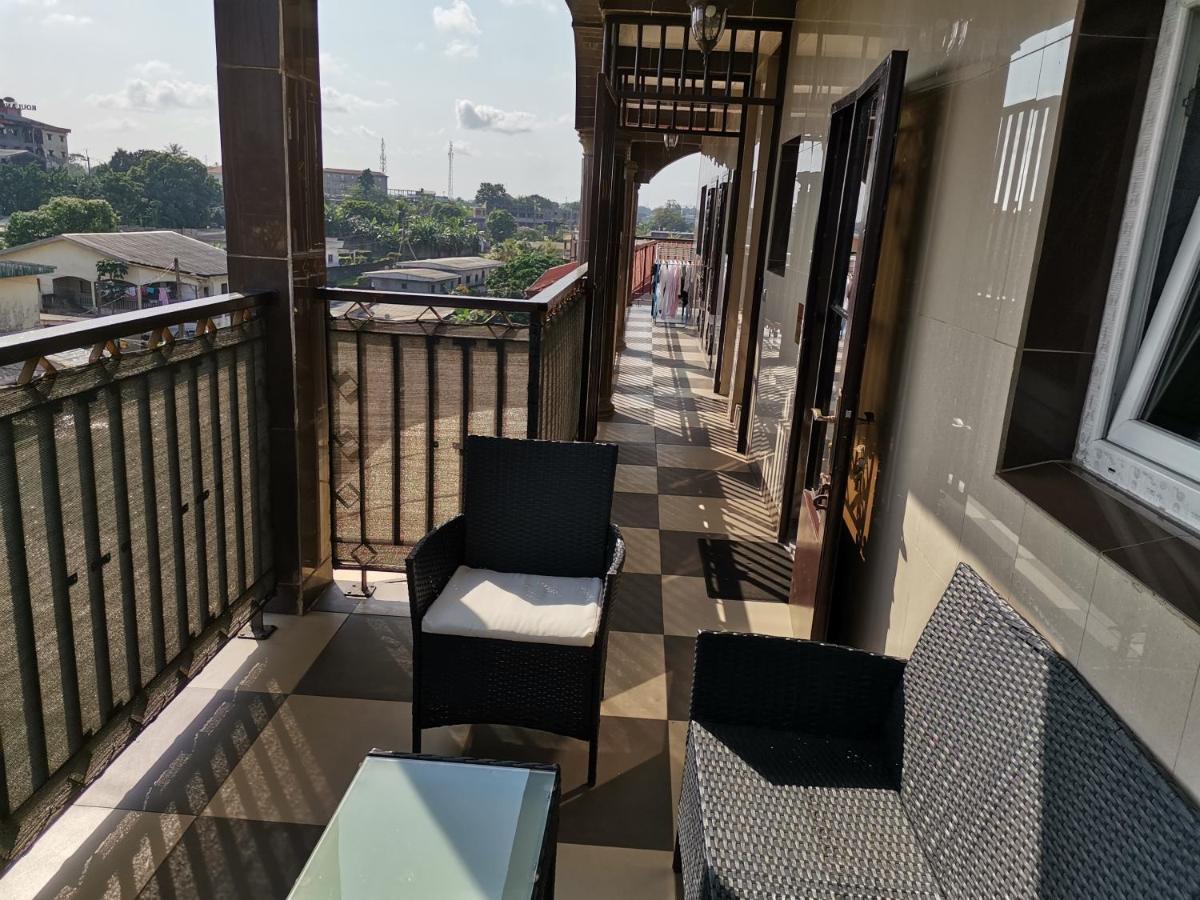 Residence Hoteliere Mb-202 C 杜阿拉 外观 照片