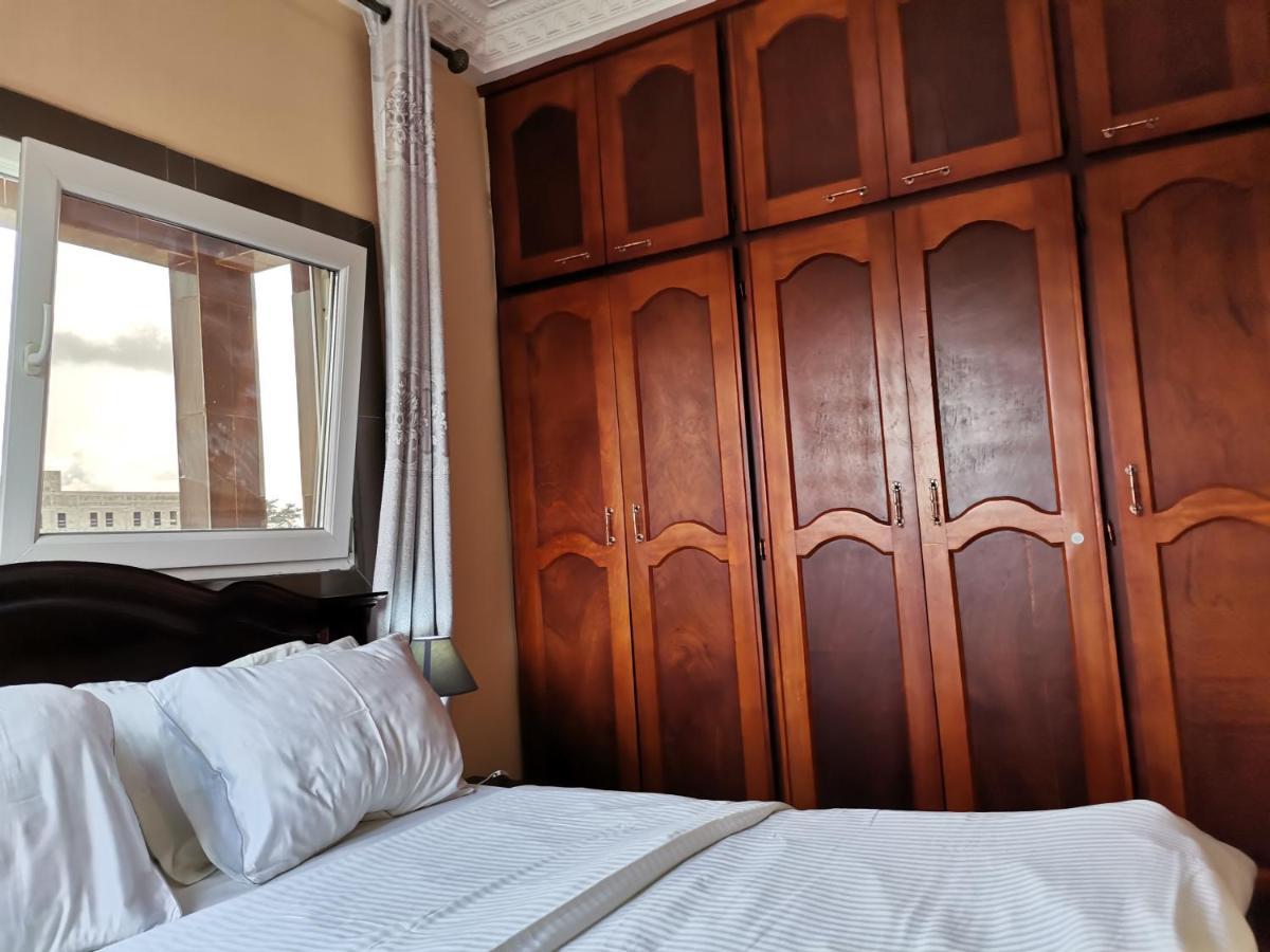 Residence Hoteliere Mb-202 C 杜阿拉 外观 照片