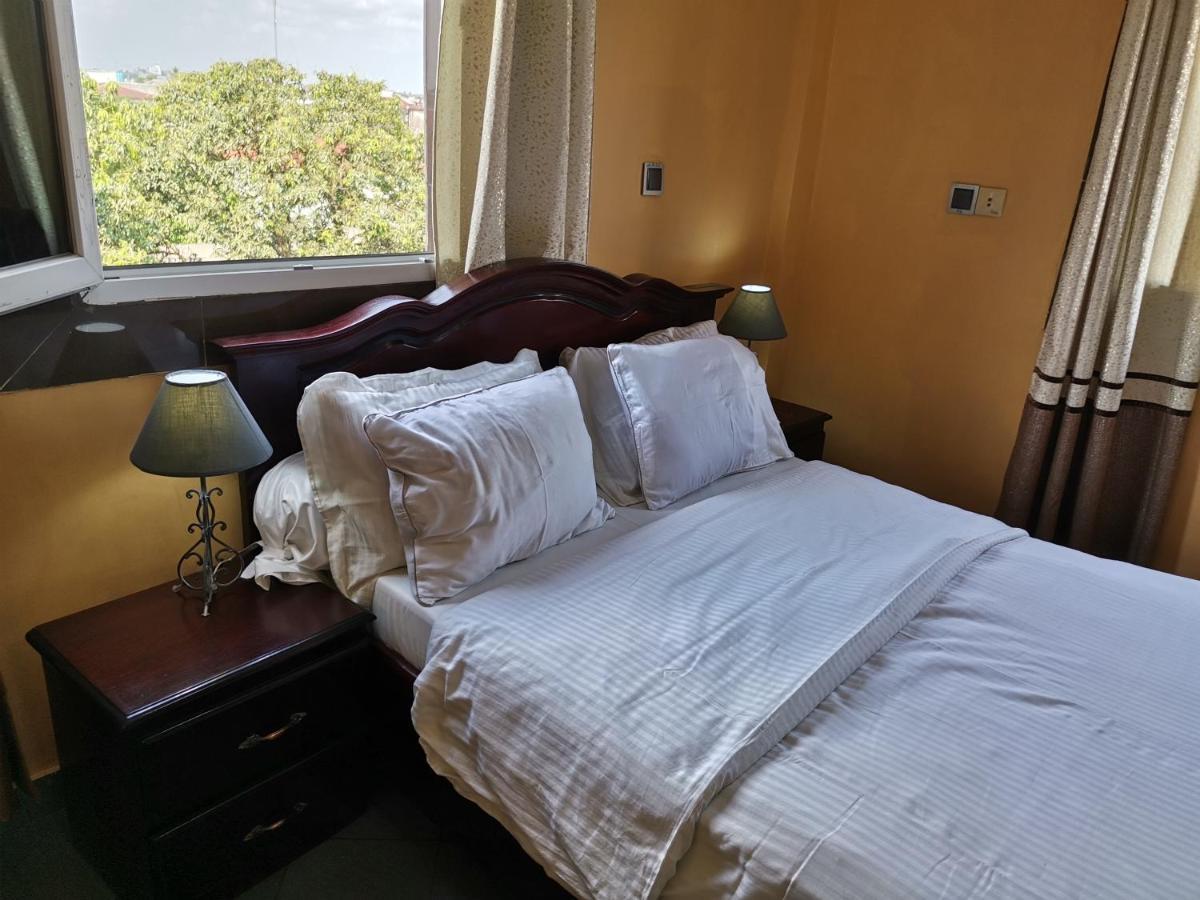 Residence Hoteliere Mb-202 C 杜阿拉 外观 照片