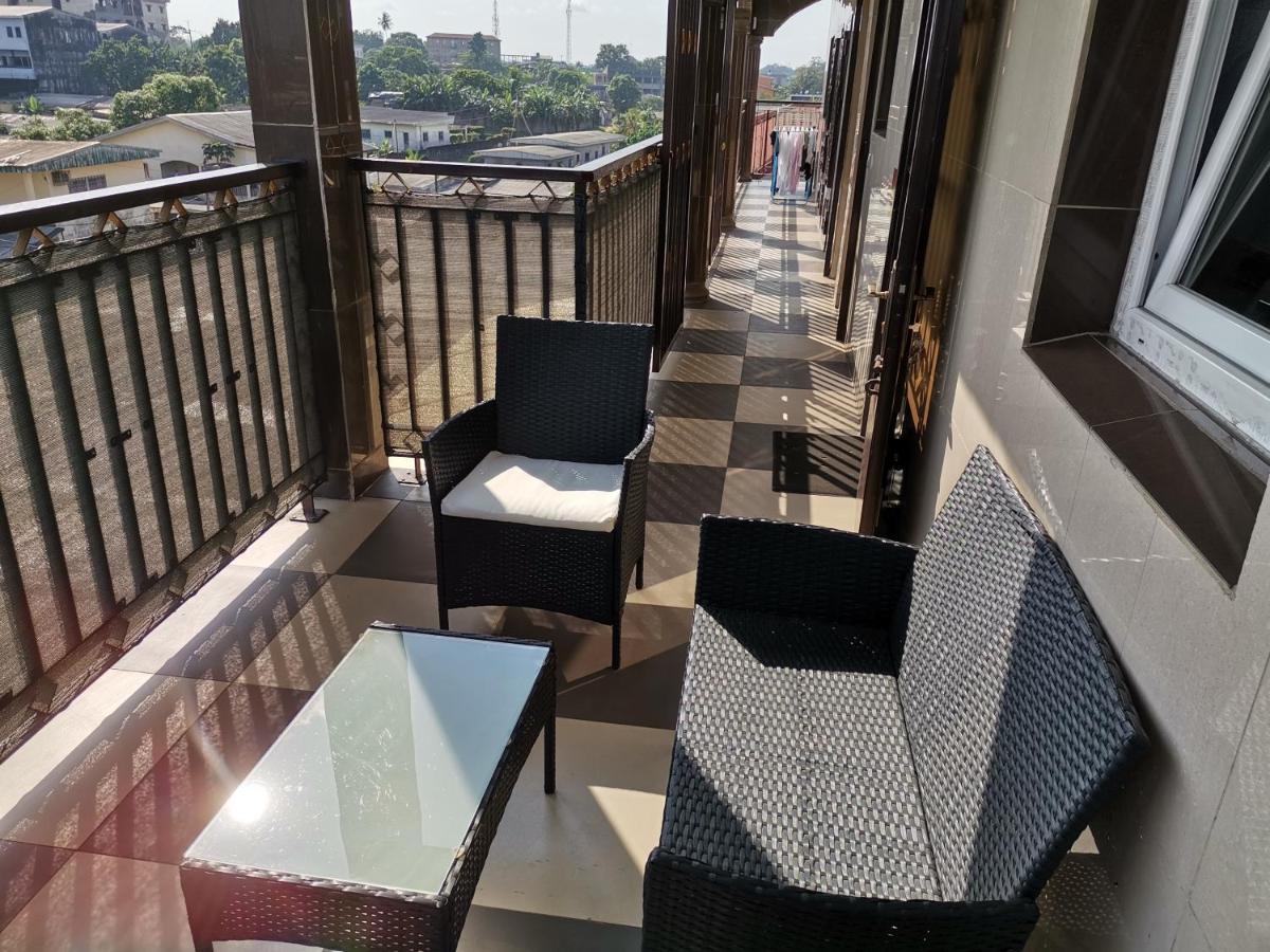 Residence Hoteliere Mb-202 C 杜阿拉 外观 照片