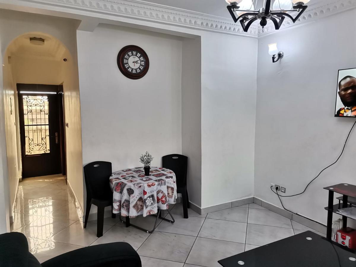 Residence Hoteliere Mb-202 C 杜阿拉 外观 照片