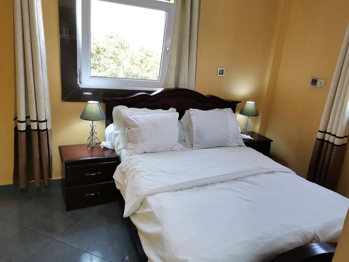 Residence Hoteliere Mb-202 C 杜阿拉 外观 照片