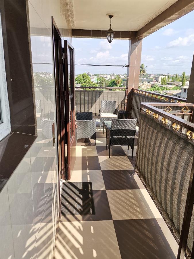 Residence Hoteliere Mb-202 C 杜阿拉 外观 照片
