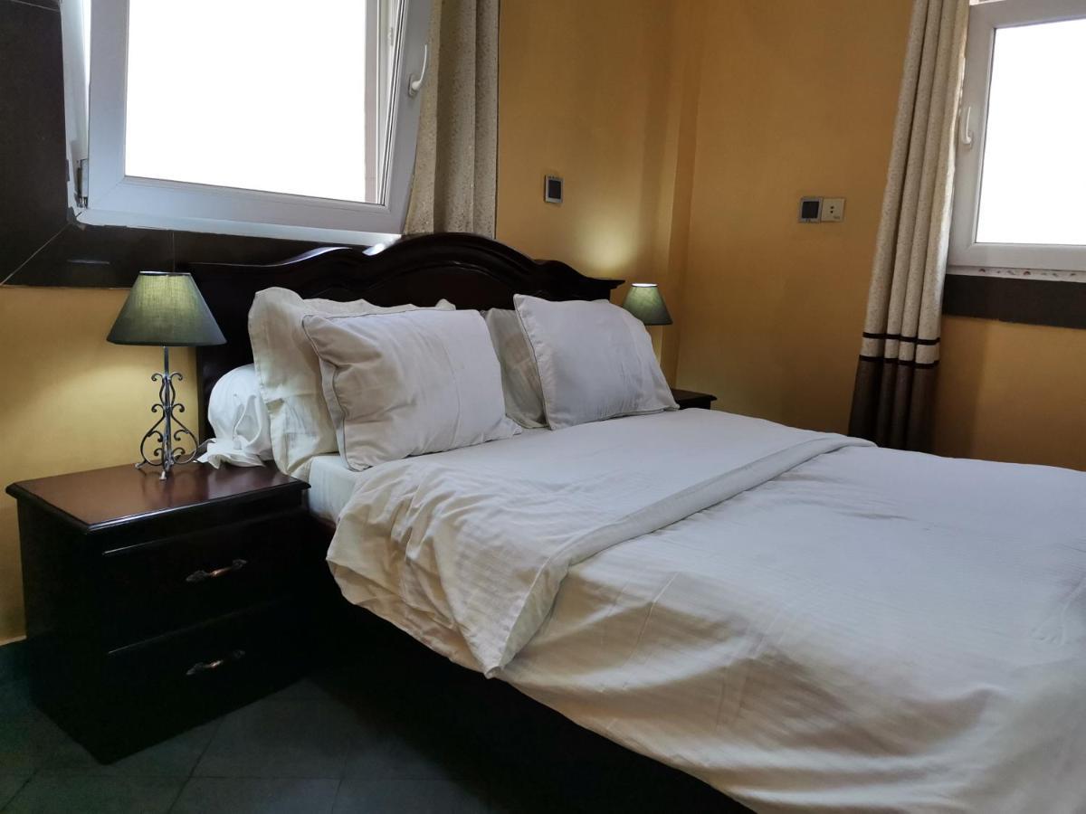 Residence Hoteliere Mb-202 C 杜阿拉 外观 照片