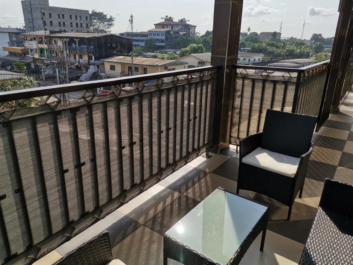 Residence Hoteliere Mb-202 C 杜阿拉 外观 照片