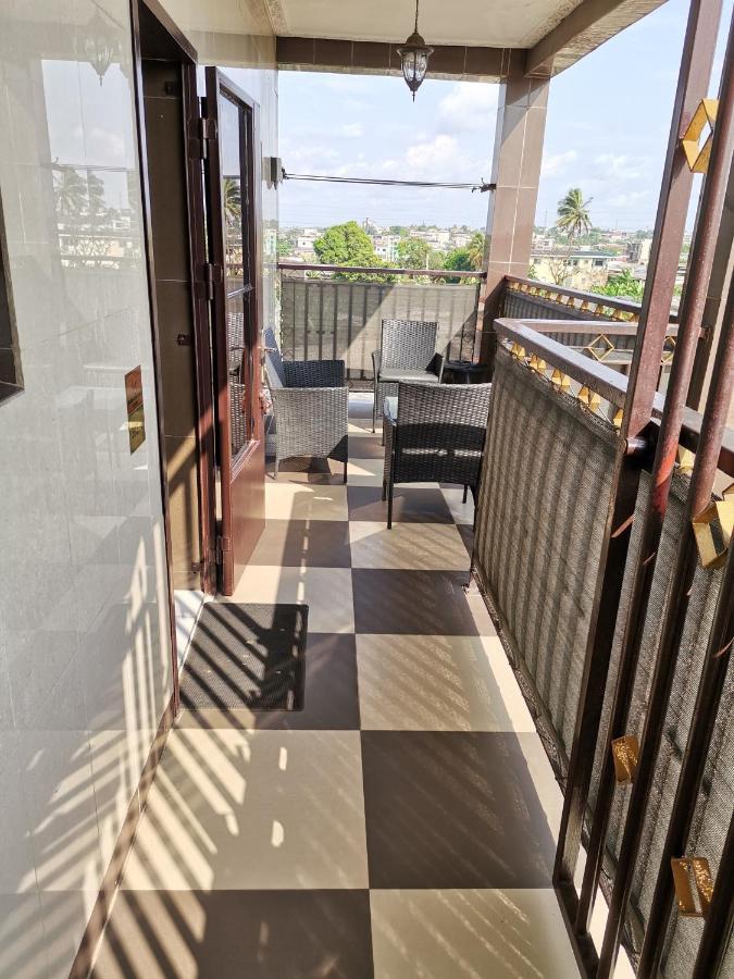 Residence Hoteliere Mb-202 C 杜阿拉 外观 照片